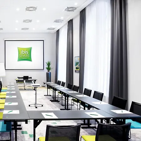 Ibis Styles Center Hotel 4*
