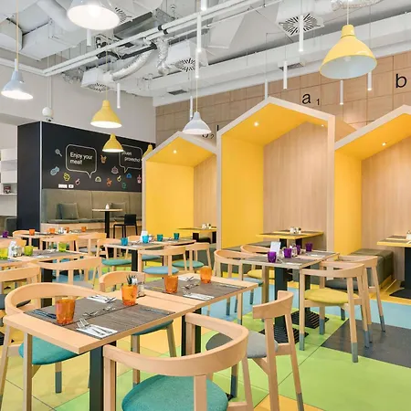 Hotel Ibis Styles Center 4*
