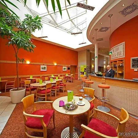 Ibis Styles Center