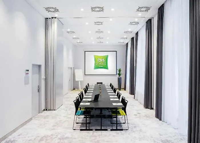 Ibis Styles Center Отель 4*