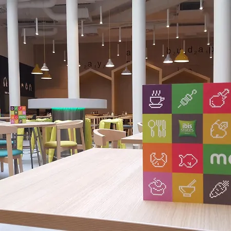 Ibis Styles Center Otel