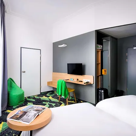 Ibis Styles Center