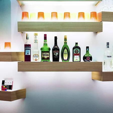 Ibis Styles Center Otel