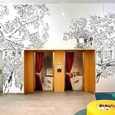 Ibis Styles Center Otel 4*