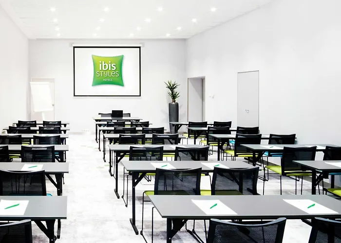 Ibis Styles Center 4*