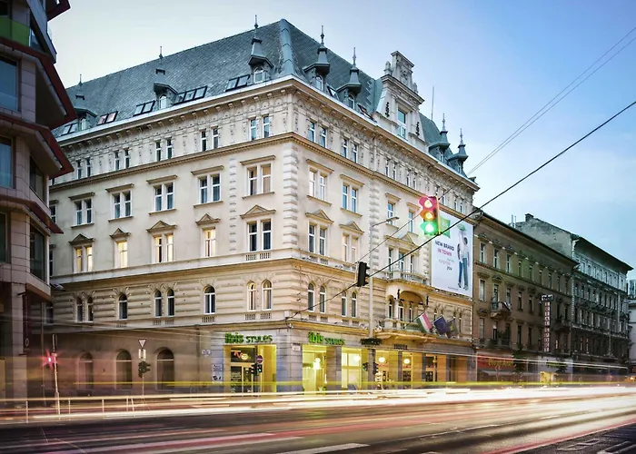 Hotel Ibis Styles Center 4*