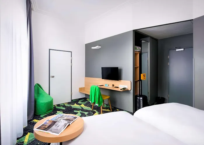Ibis Styles Center
