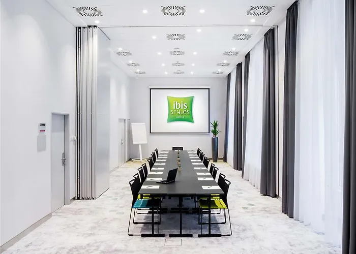 Ibis Styles Center 4*