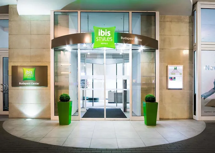 Ibis Styles Center 4*